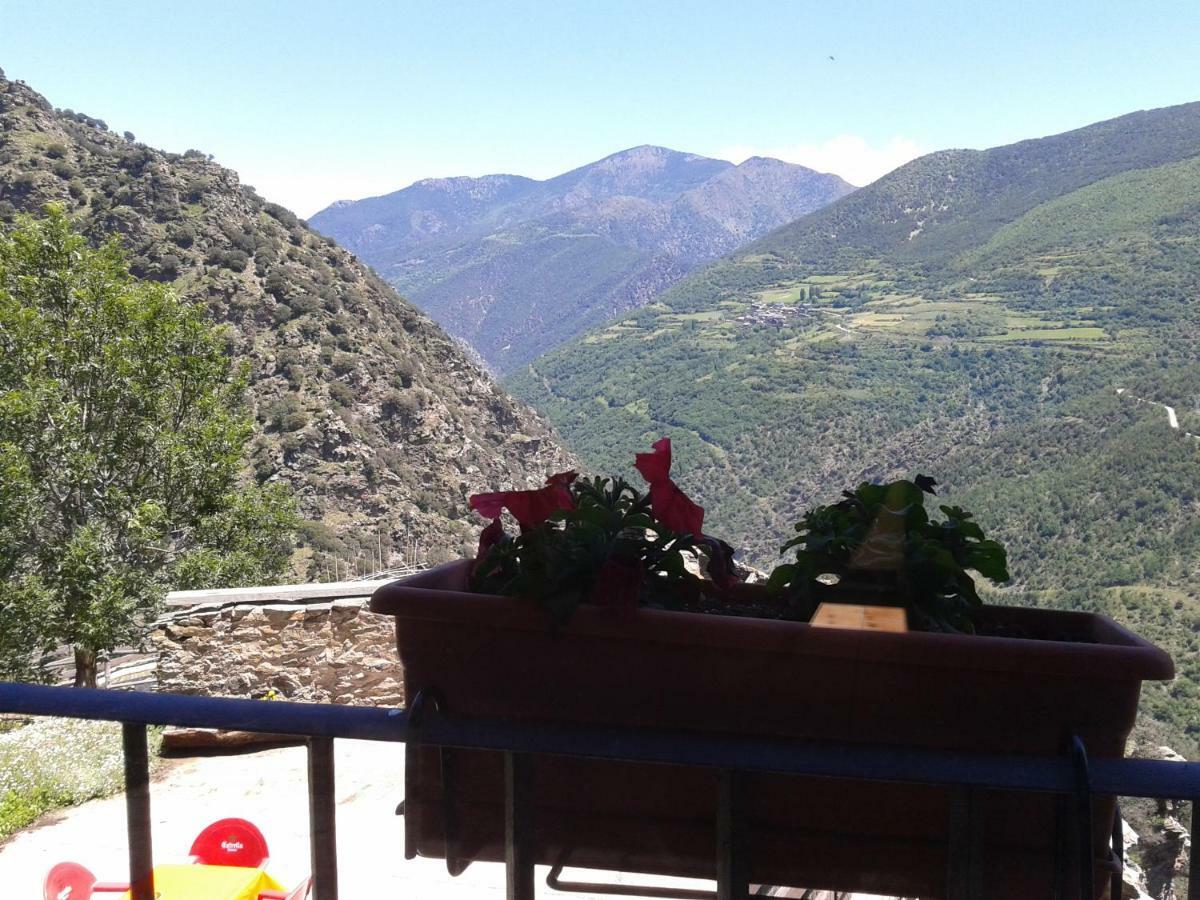 Refugi Casa Canelo Rodes ภายนอก รูปภาพ