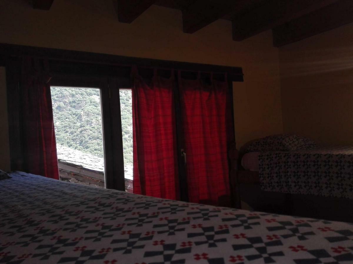 Refugi Casa Canelo Rodes ภายนอก รูปภาพ