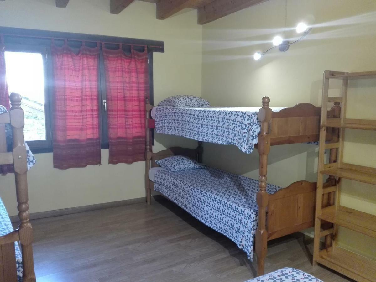 Refugi Casa Canelo Rodes ภายนอก รูปภาพ