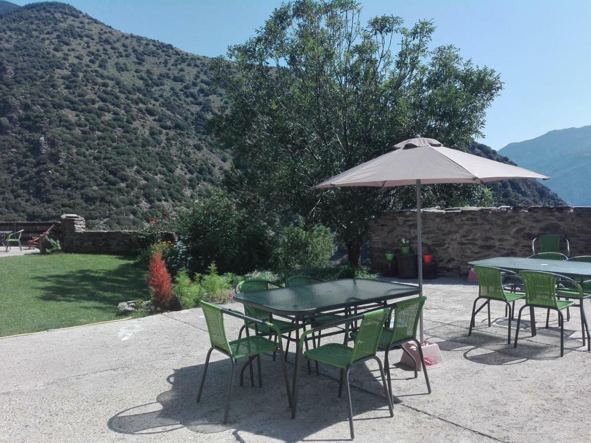 Refugi Casa Canelo Rodes ภายนอก รูปภาพ